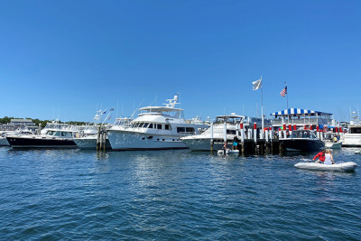 Owners of ANA LUISA Enjoy Block Island RI